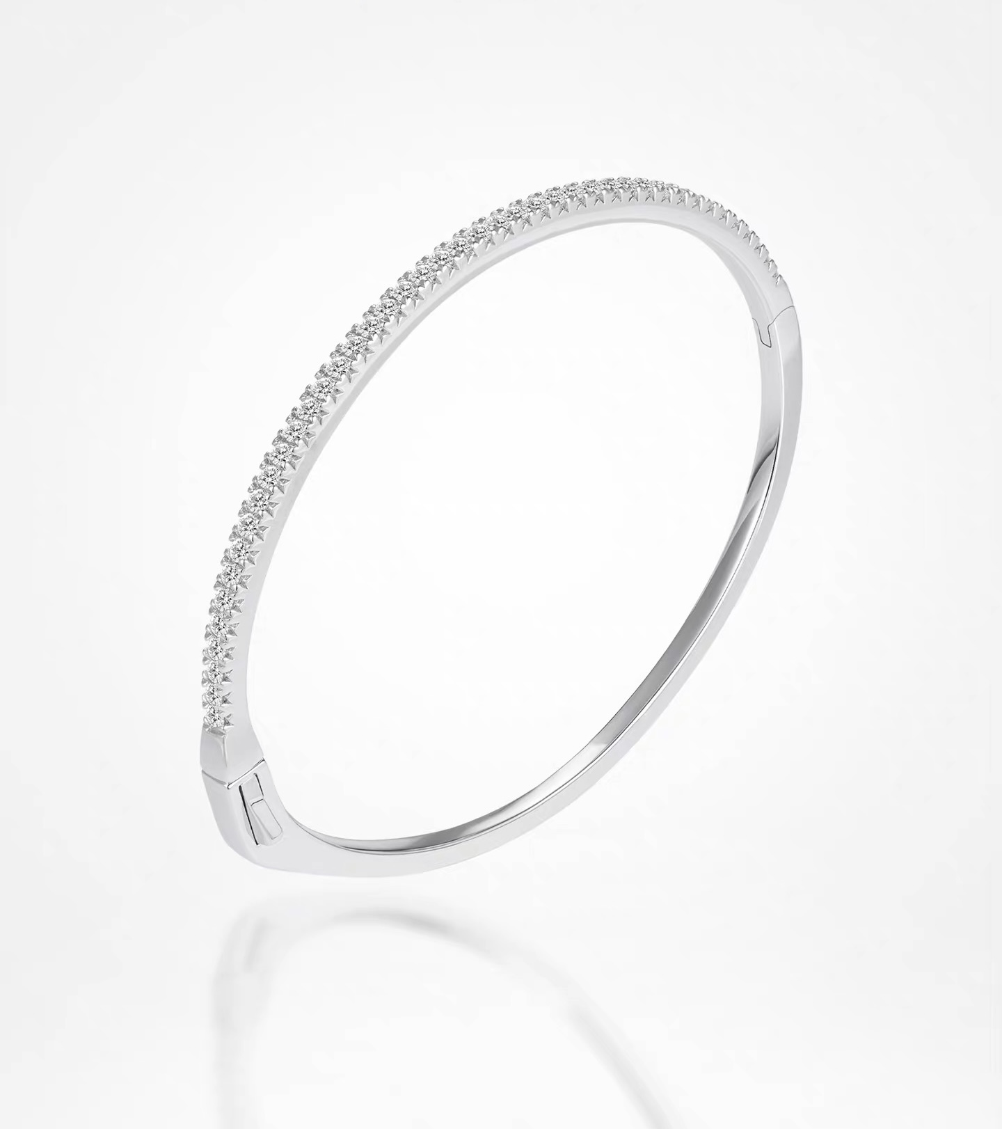 Bezel Station Bracelet