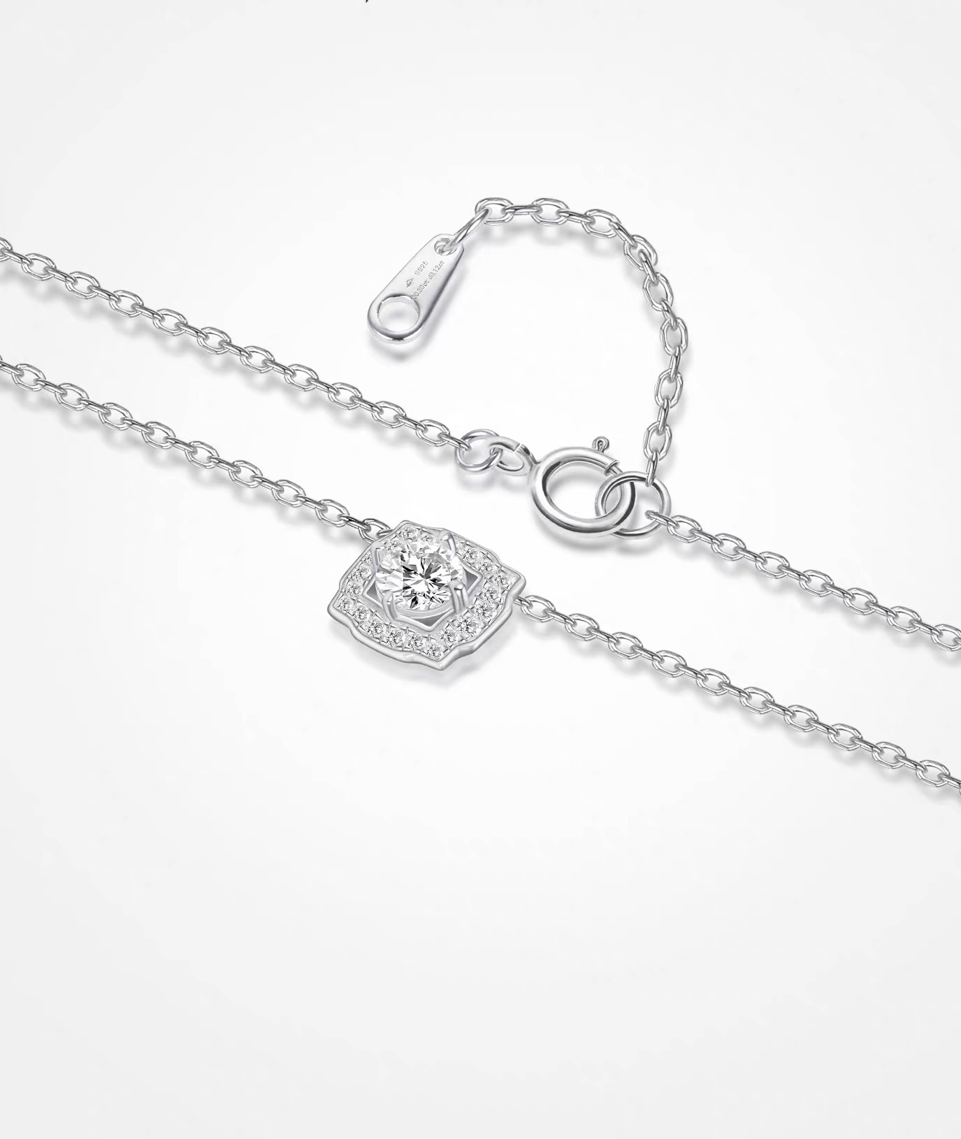 Tennis Necklace detail