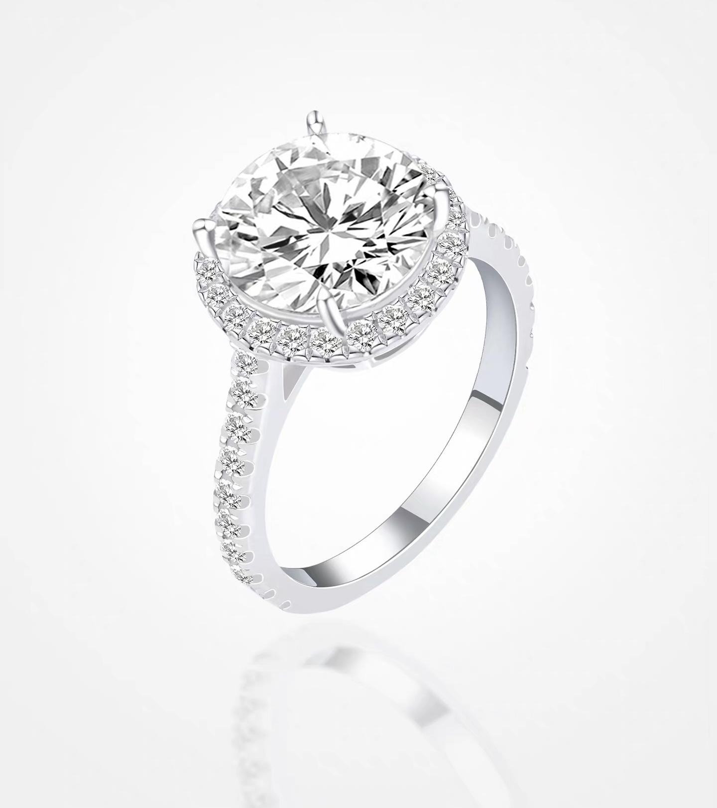Round Halo Engagement Ring