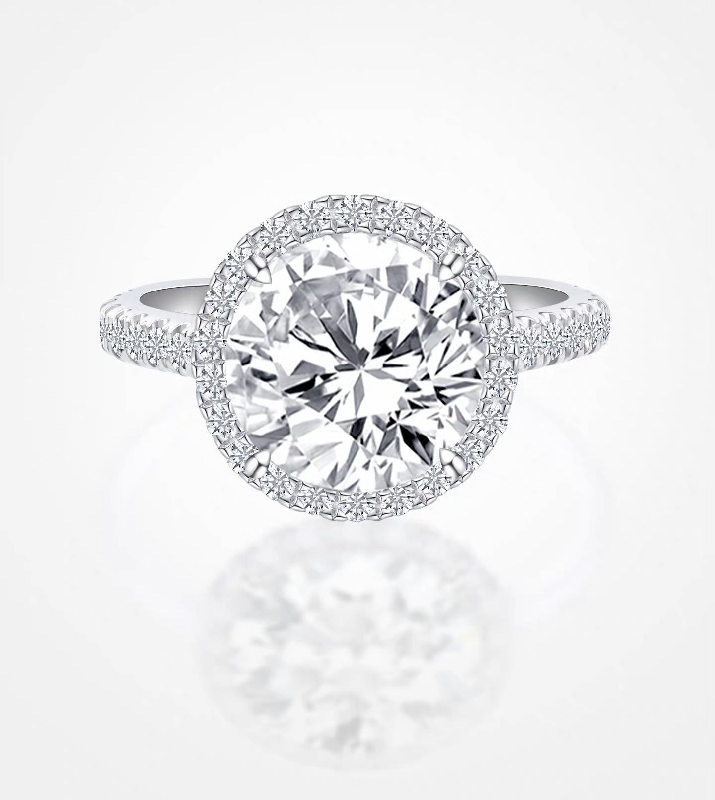 Round Halo Engagement Ring